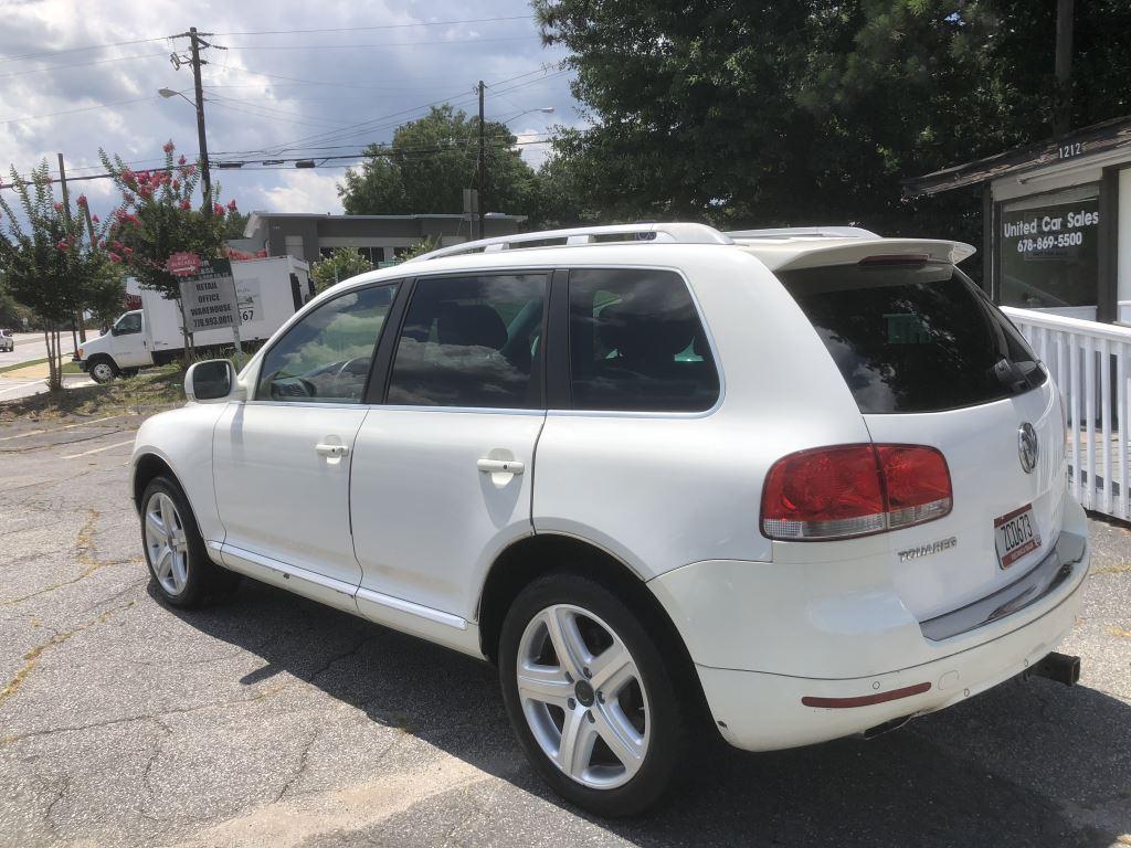 2005 Volkswagen Touareg V8 photo