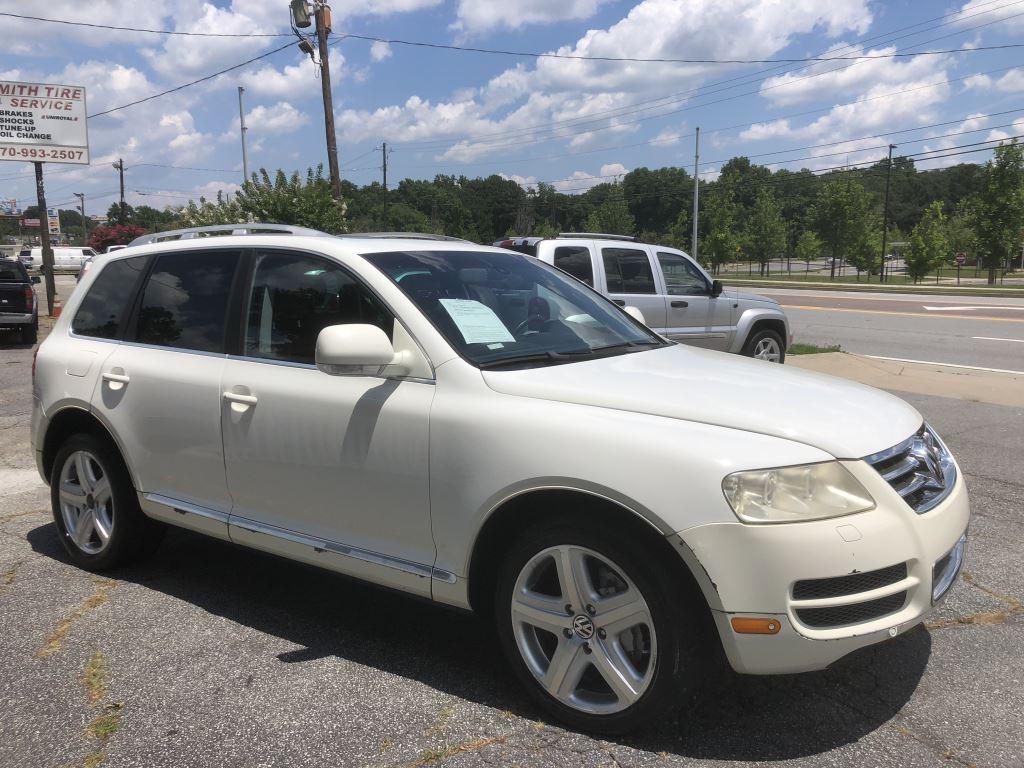 2005 Volkswagen Touareg V8 photo