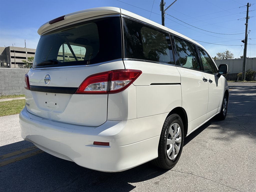 2016 Nissan Quest S photo