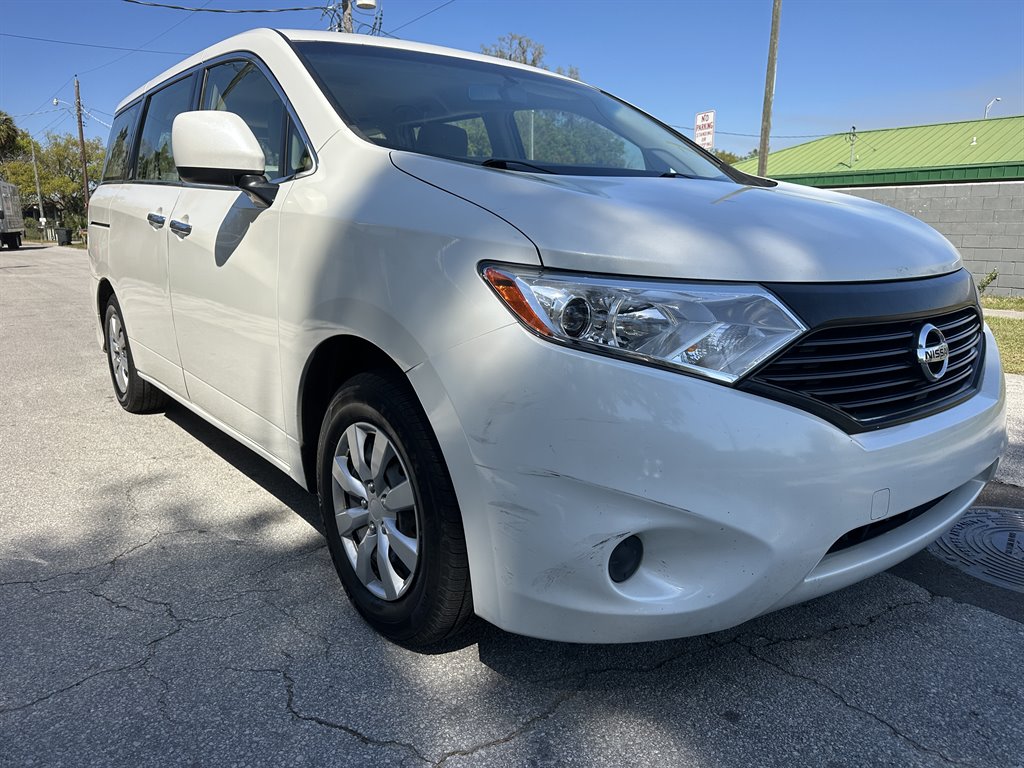 2016 Nissan Quest S photo