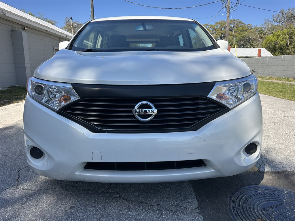2016 Nissan Quest S photo