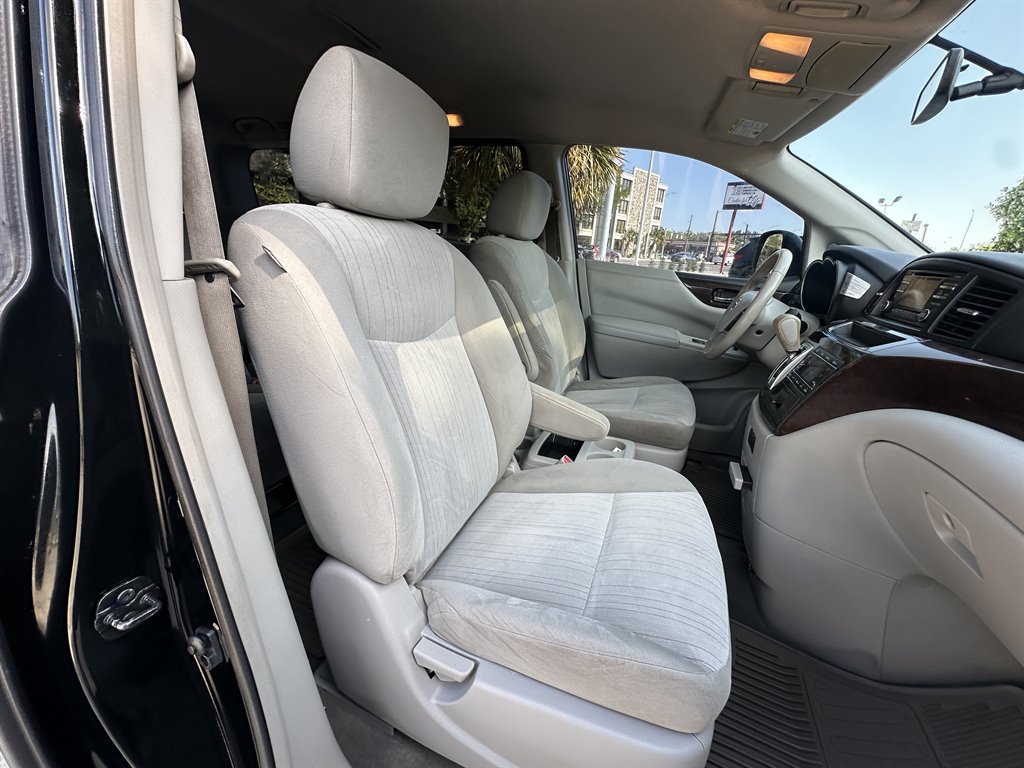 2014 Nissan Quest 3.5 S photo