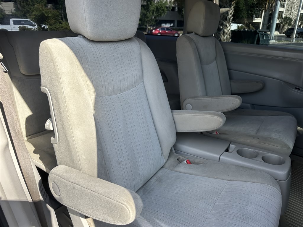 2014 Nissan Quest 3.5 S photo