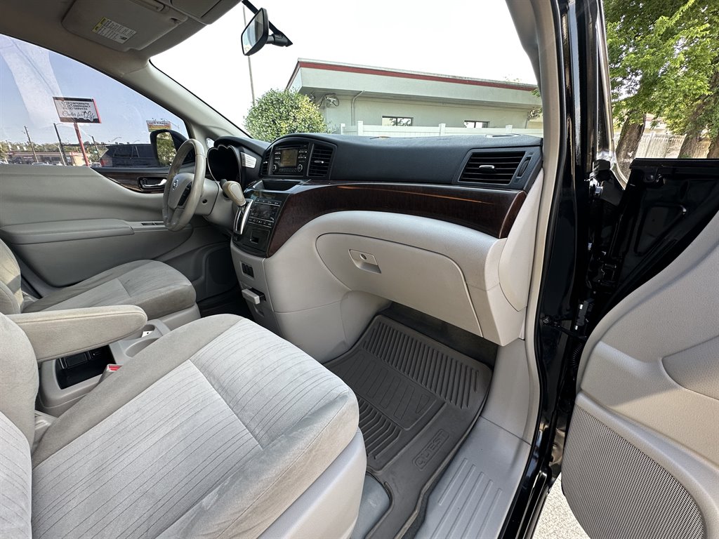 2014 Nissan Quest 3.5 S photo