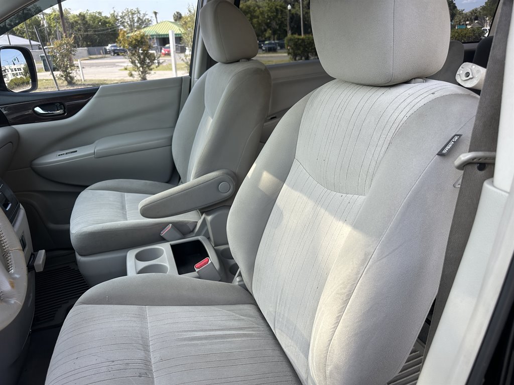 2014 Nissan Quest 3.5 S photo