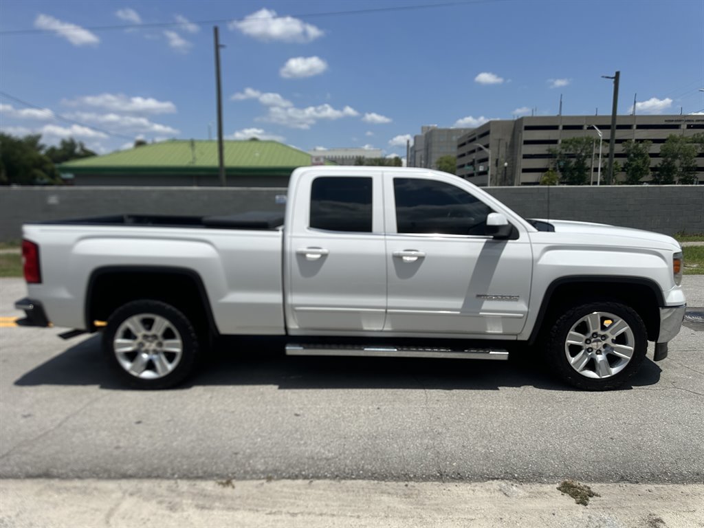 2015 GMC Sierra 1500 SLE photo