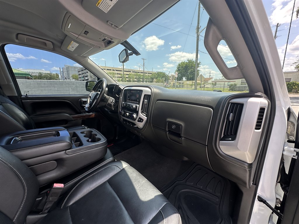 2015 GMC Sierra 1500 SLE photo