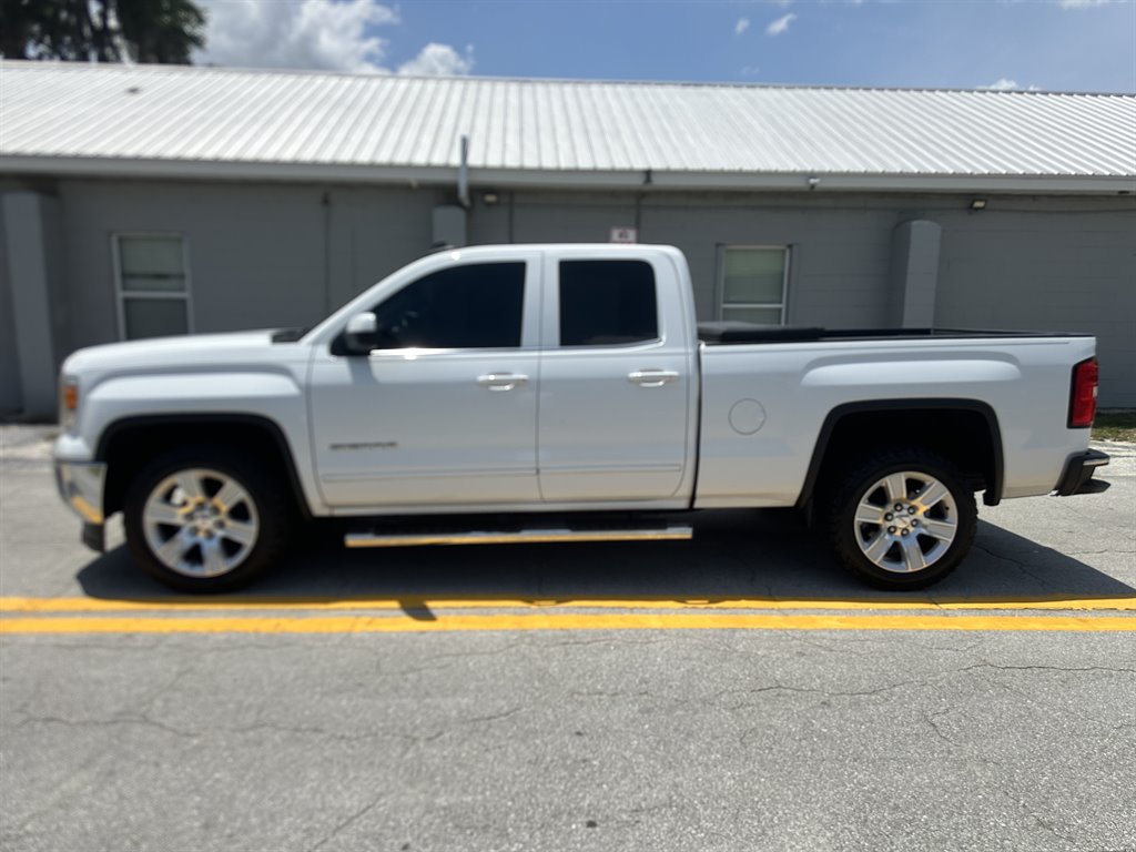 2015 GMC Sierra 1500 SLE photo