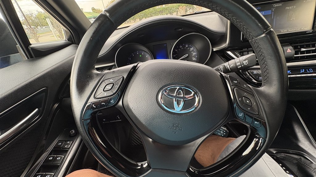 2018 Toyota C-HR - $16,995