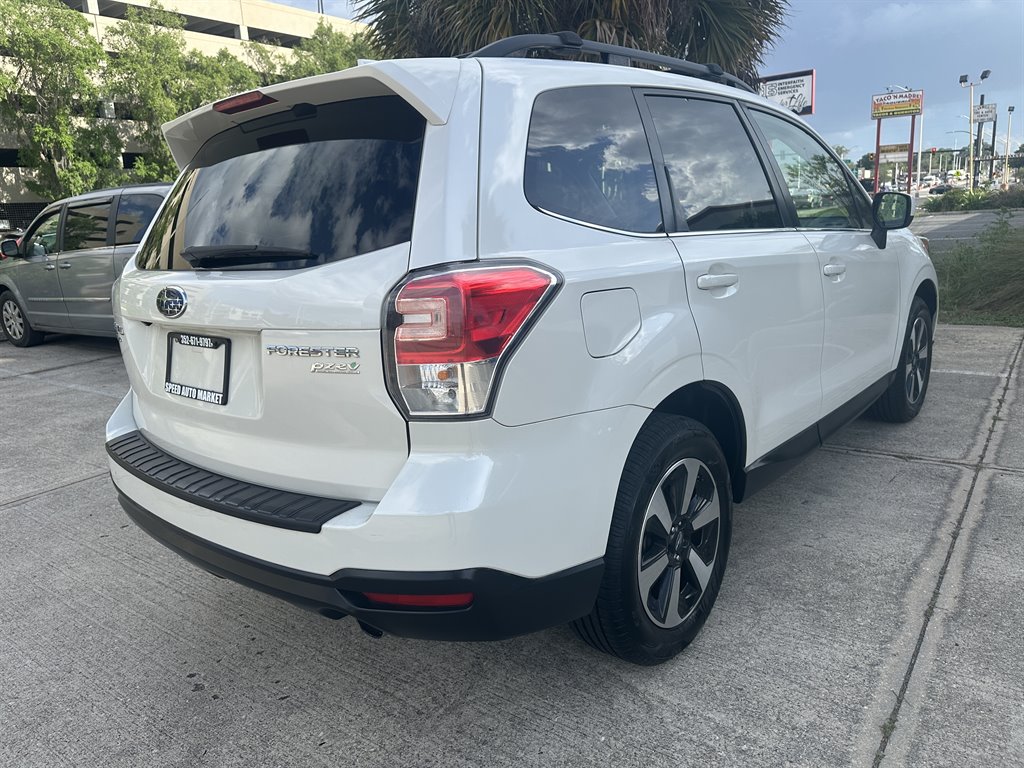 2017 Subaru Forester - $14,995