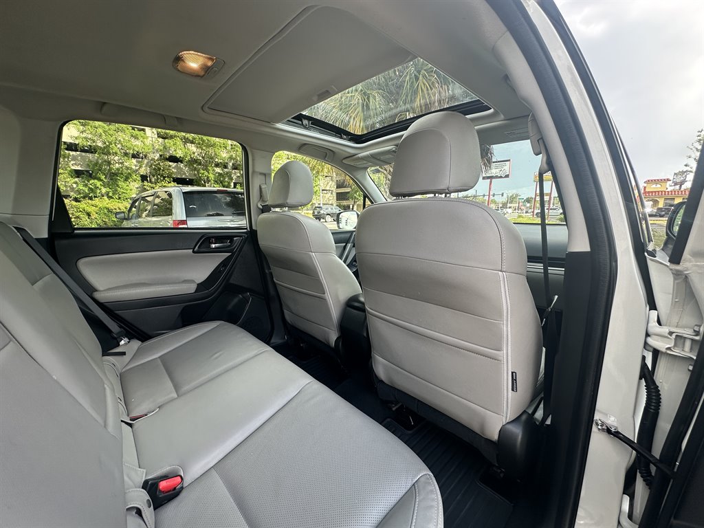 2017 Subaru Forester - $14,995
