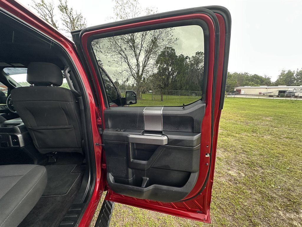 2017 Ford F-150 - $30,800