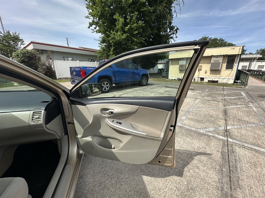 2011 Toyota Corolla - $11,998