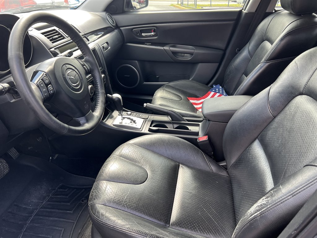 2009 MAZDA MAZDA3 - $8,995