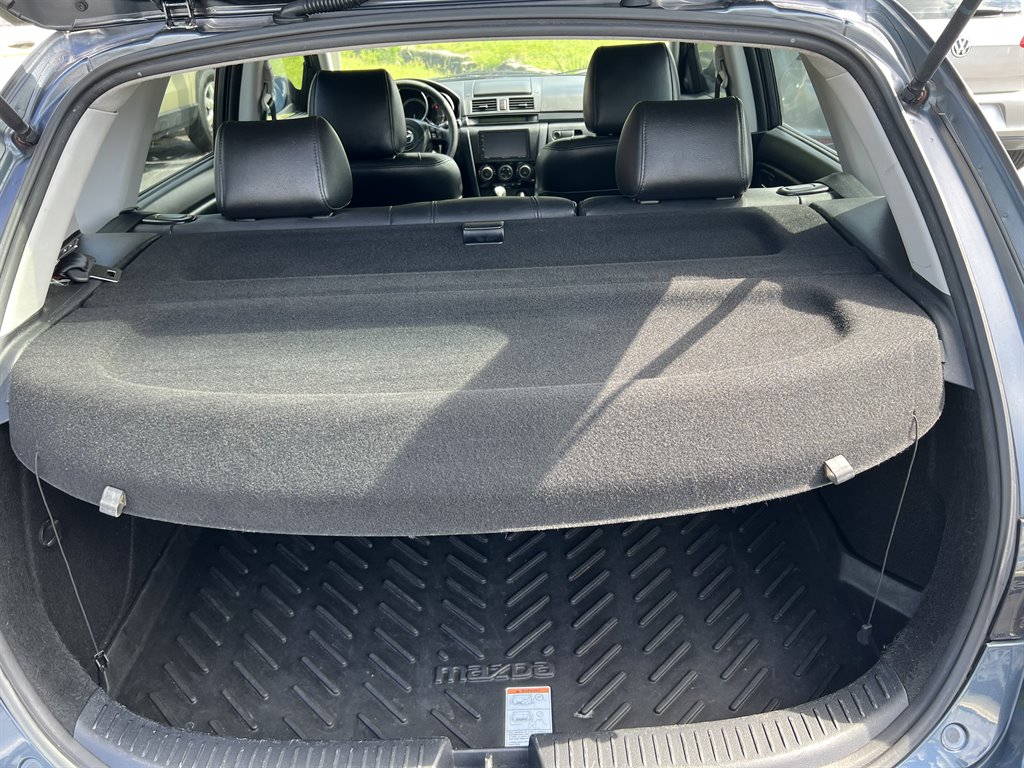 2009 MAZDA MAZDA3 - $8,995