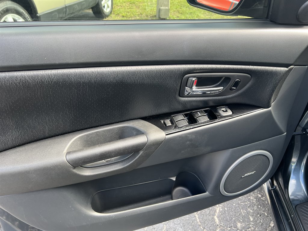 2009 MAZDA MAZDA3 - $8,995