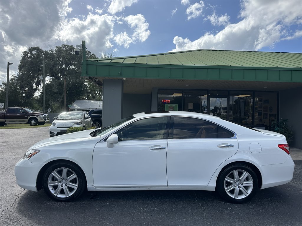 2009 Lexus ES - $10,995