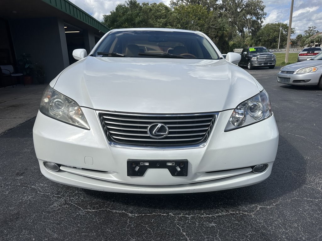 2009 Lexus ES - $10,995