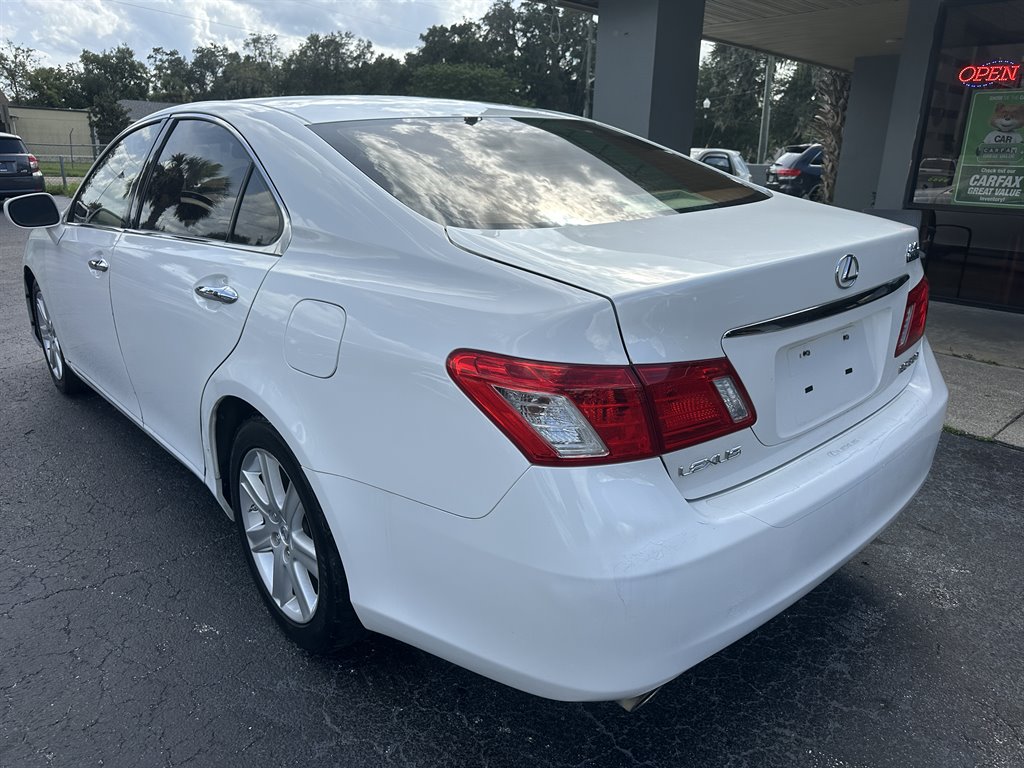 2009 Lexus ES - $10,995
