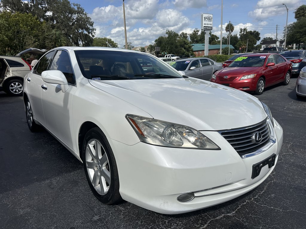 2009 Lexus ES - $10,995