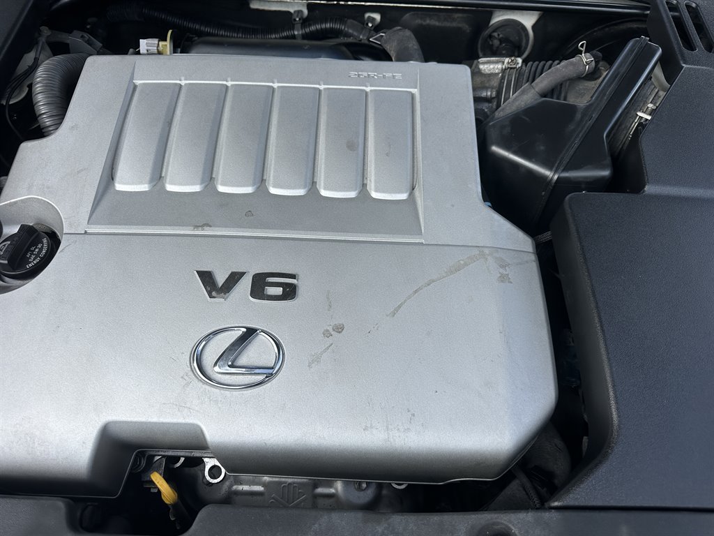 2009 Lexus ES - $10,995