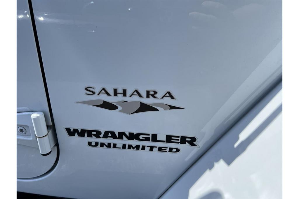 2017 Jeep Wrangler - $28,595