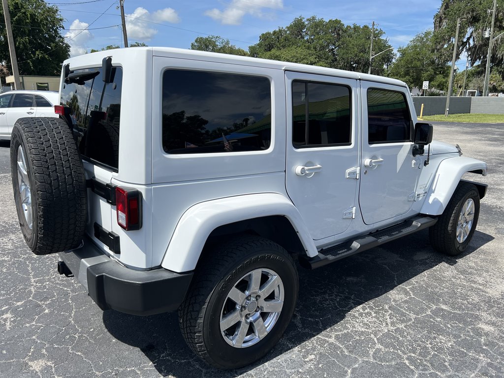 2017 Jeep Wrangler - $28,595