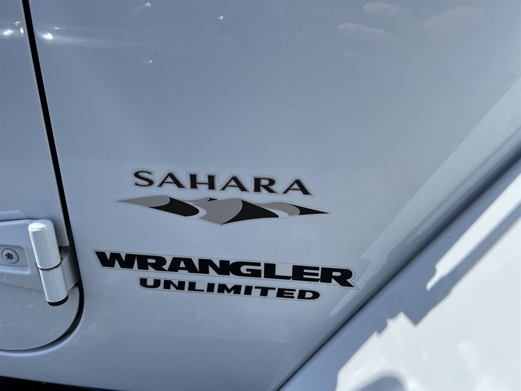 2017 Jeep Wrangler - $28,595