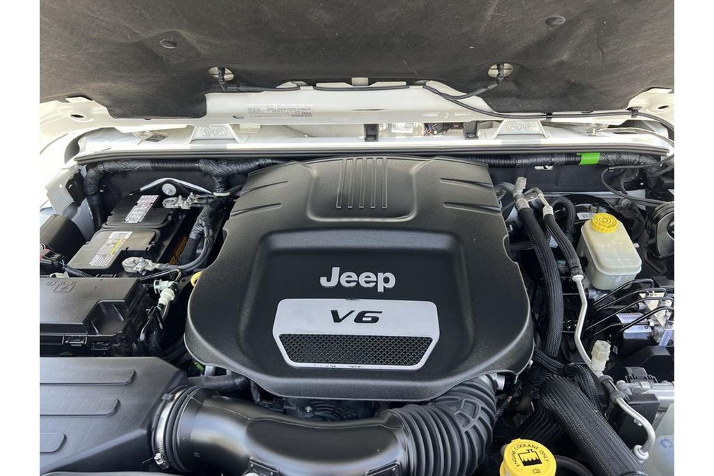 2017 Jeep Wrangler - $28,595