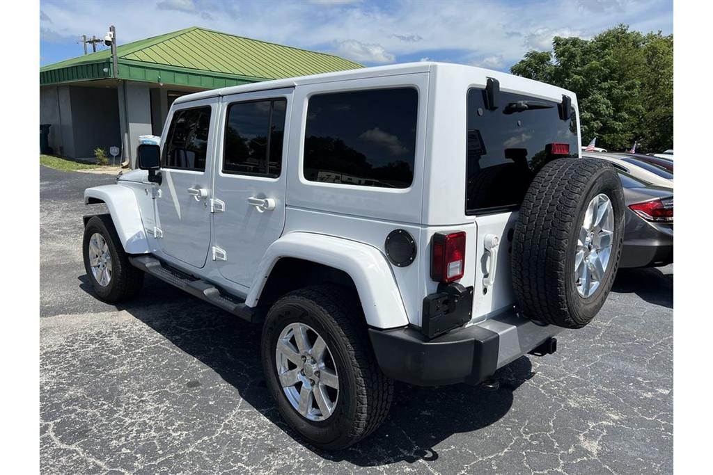 2017 Jeep Wrangler - $28,595