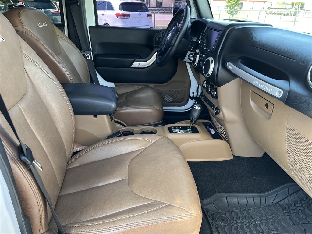 2017 Jeep Wrangler - $28,595