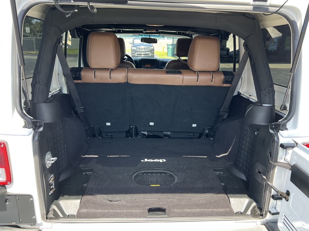 2017 Jeep Wrangler - $28,595