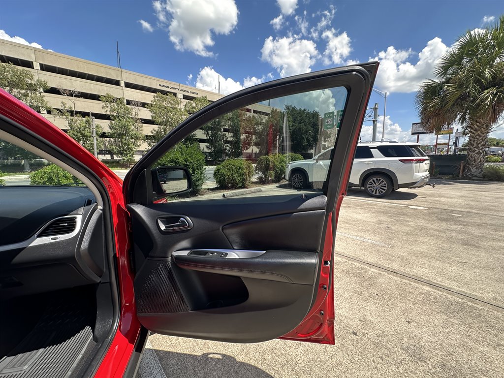 2013 Dodge Journey - $7,500