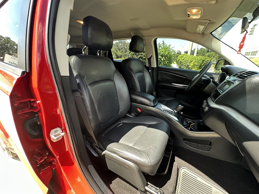 2013 Dodge Journey - $7,500