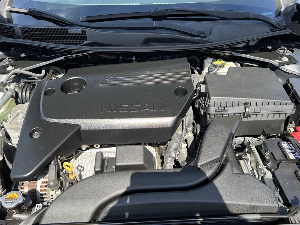 2018 Nissan Altima - $12,998