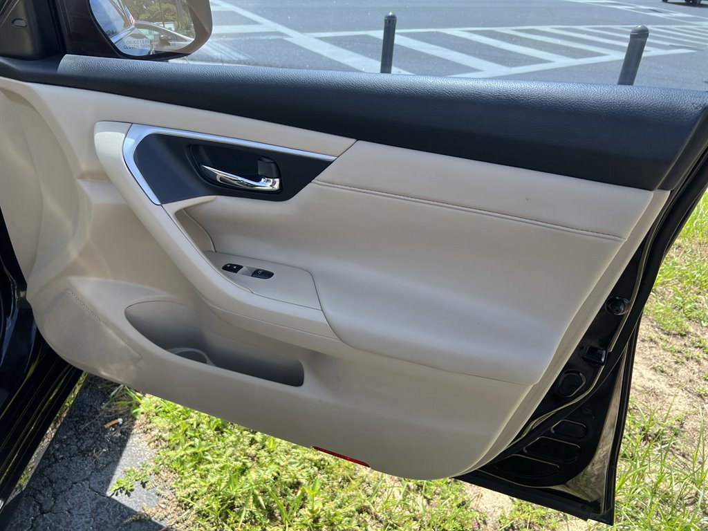 2018 Nissan Altima - $12,998