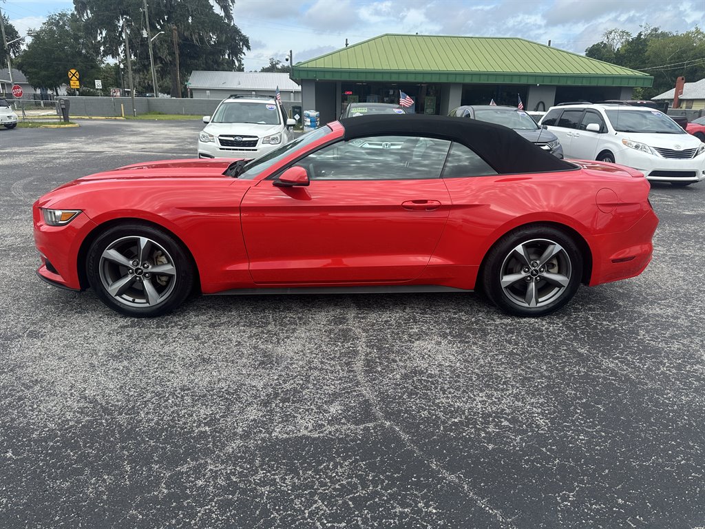 2017 Ford Mustang - $24,795