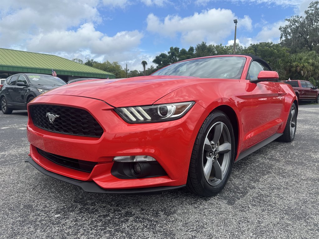 2017 Ford Mustang - $24,795