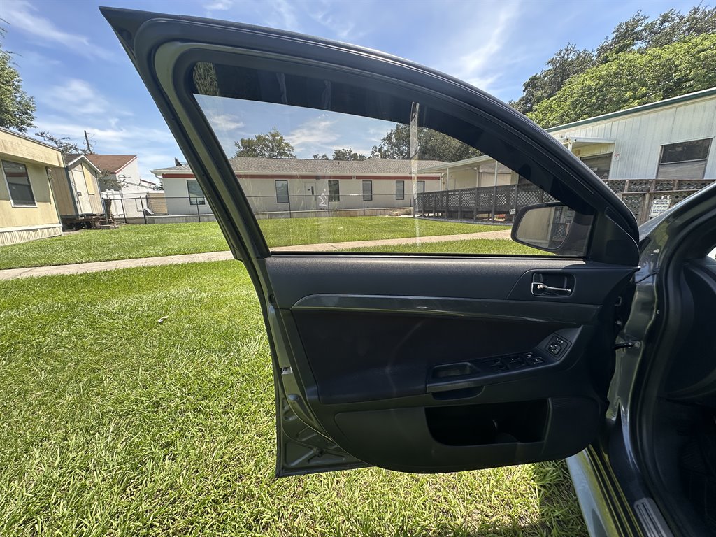 2011 Mitsubishi Lancer - $16,995