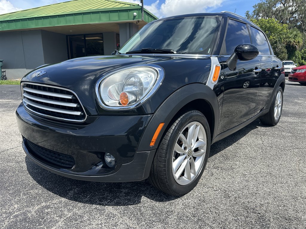 2014 MINI Countryman - $10,998