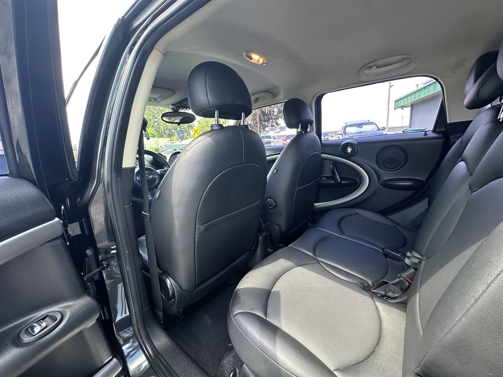 2014 MINI Countryman - $10,998