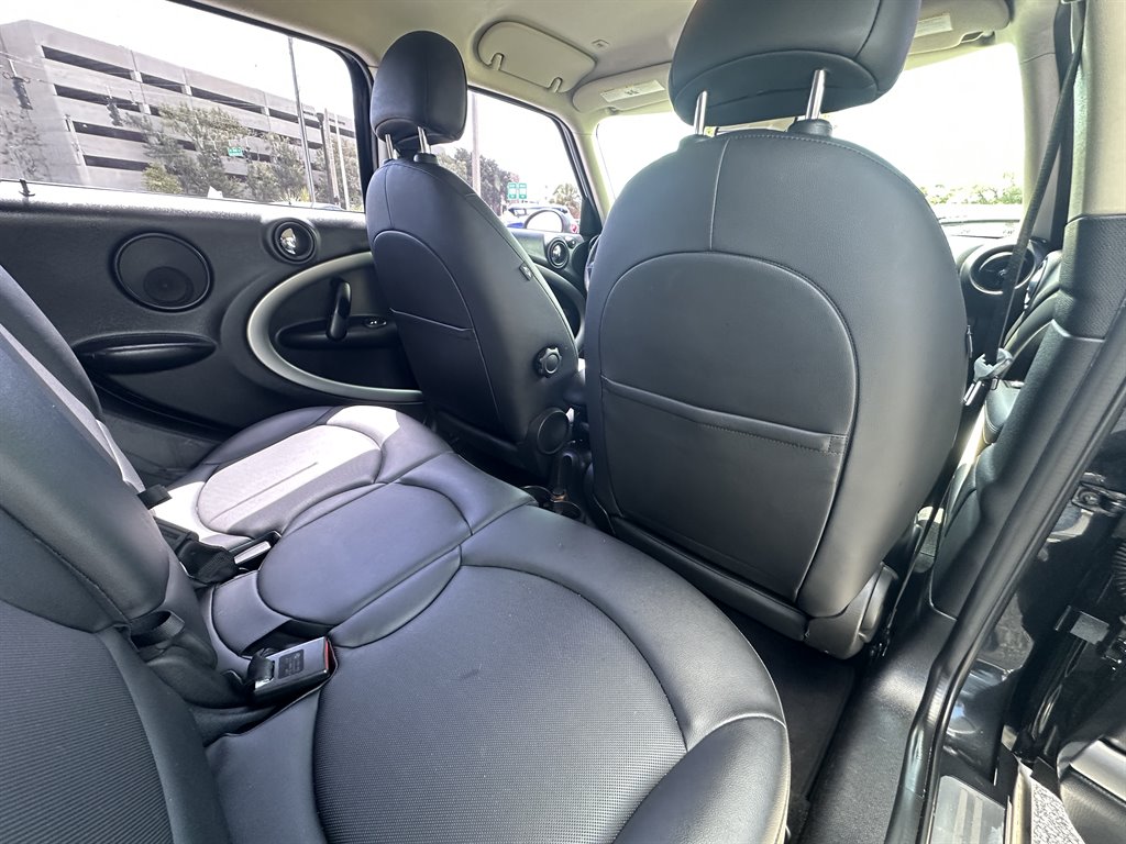 2014 MINI Countryman - $10,998