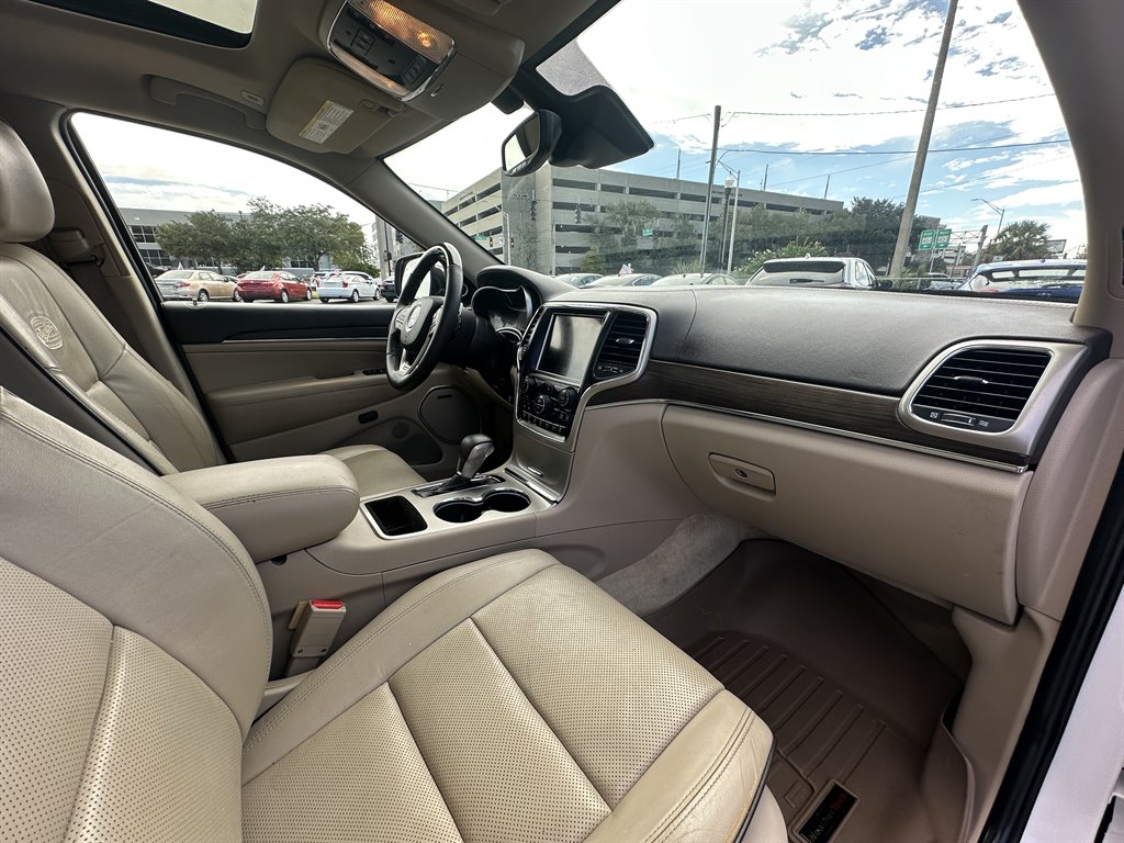 2017 Jeep Cherokee - $13,800