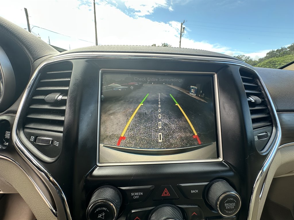 2017 Jeep Cherokee - $13,800