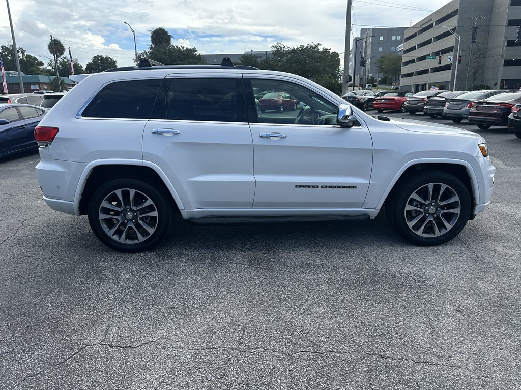 2017 Jeep Cherokee - $13,800
