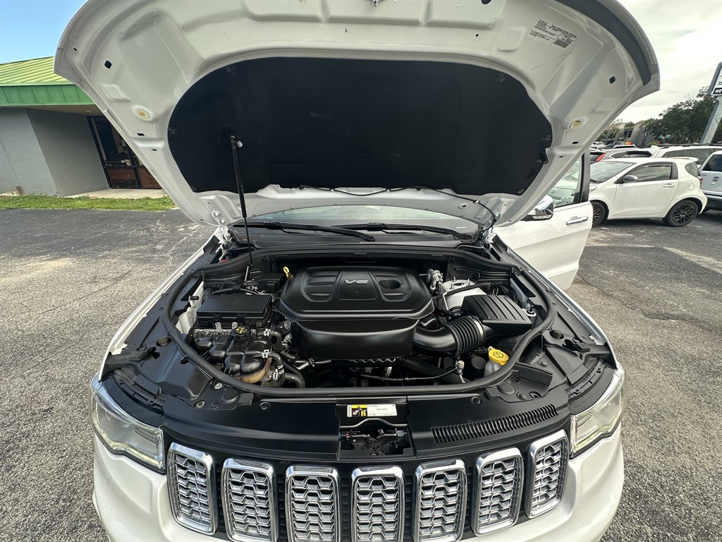 2017 Jeep Cherokee - $13,800
