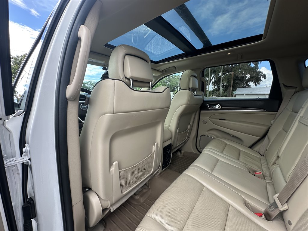 2017 Jeep Cherokee - $13,800
