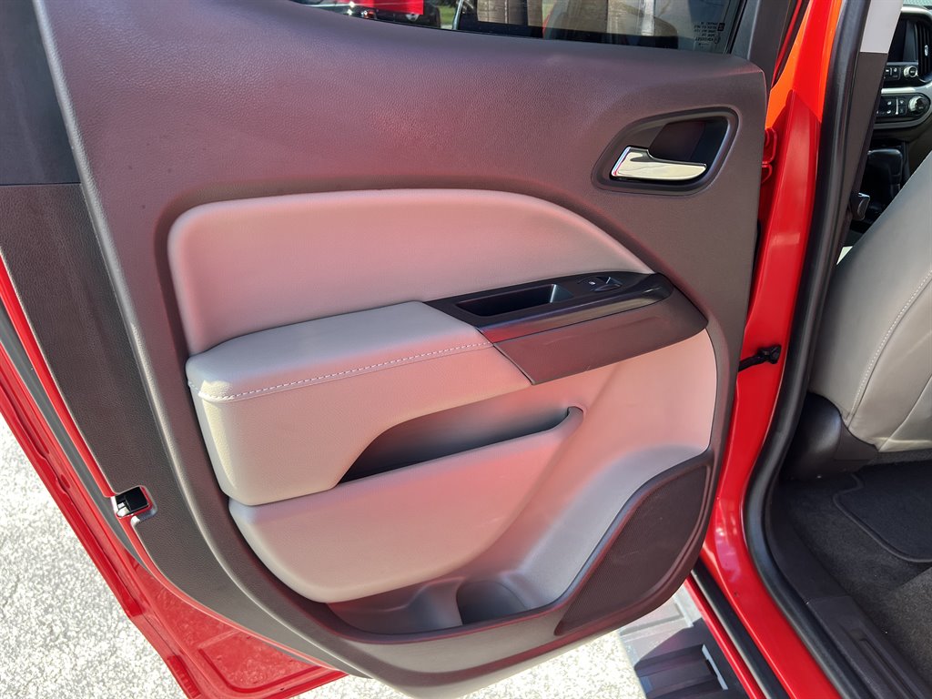 2015 GMC Canyon - $21,600