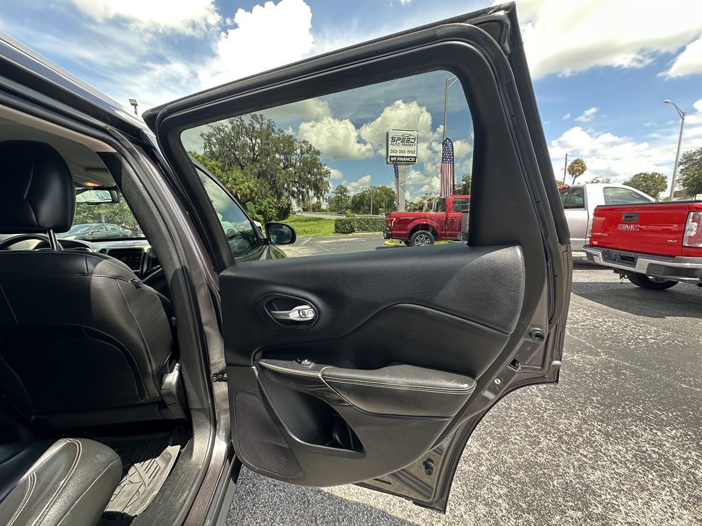 2016 Jeep Cherokee - $13,820
