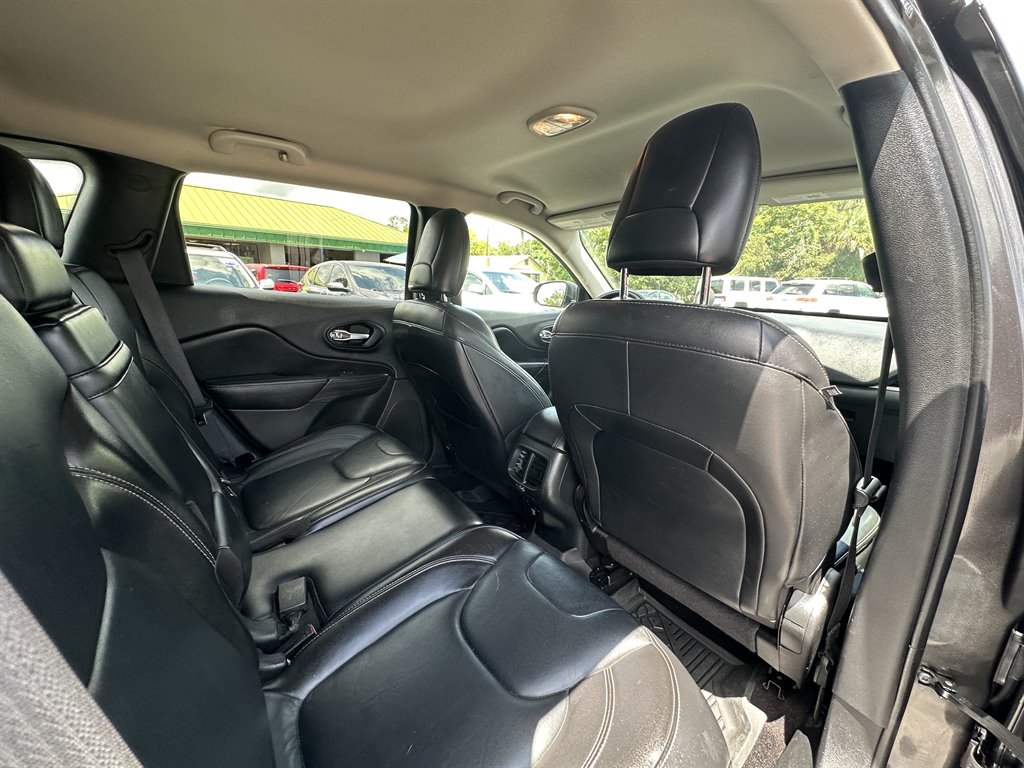 2016 Jeep Cherokee - $13,820